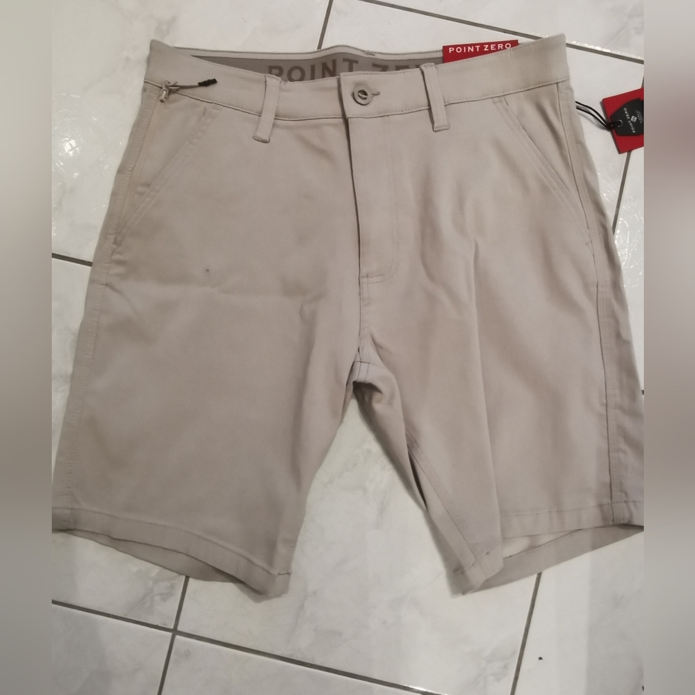 Point Zero Men's Beige Flat Front Shorts